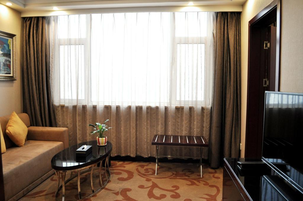 Ramada Linyi North Ξενοδοχείο Εξωτερικό φωτογραφία