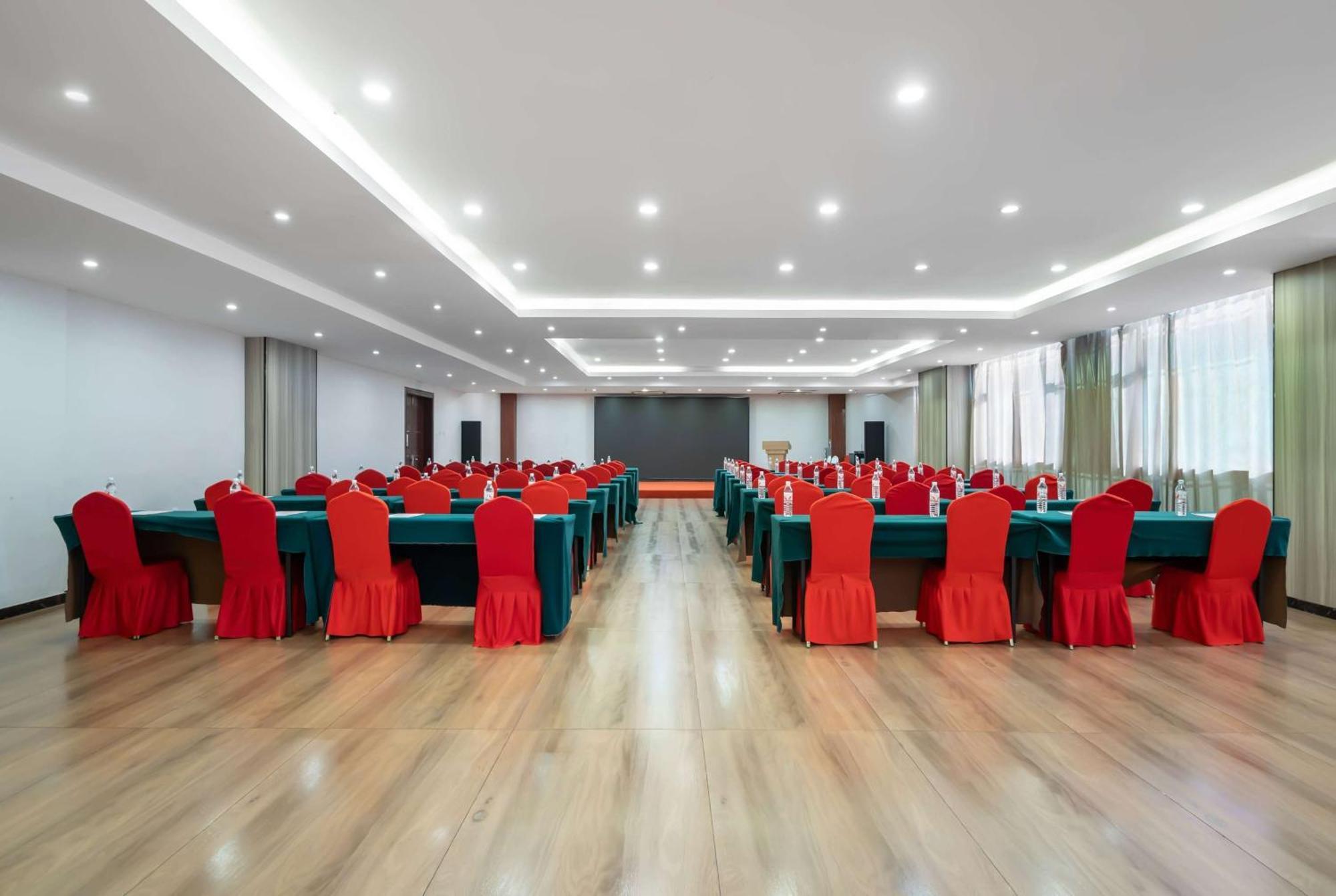 Ramada Linyi North Ξενοδοχείο Εξωτερικό φωτογραφία
