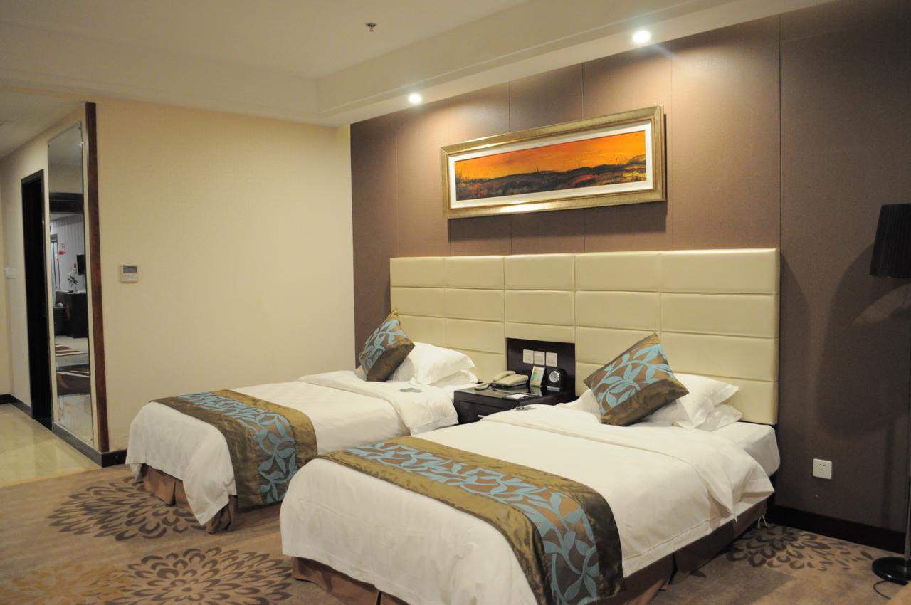 Ramada Linyi North Ξενοδοχείο Εξωτερικό φωτογραφία
